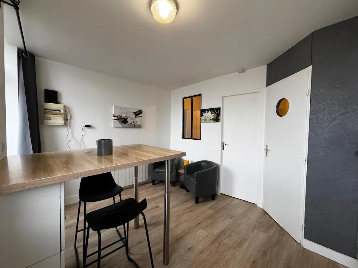 Apartamento Cosy Et Efficace Grezieu-la-Varenne 0*,  Francia